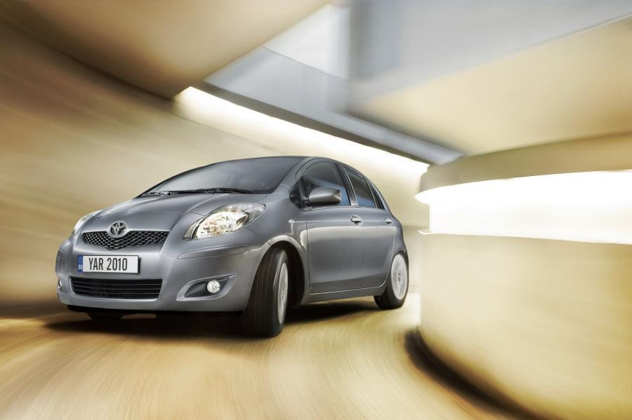  Toyota Yaris 2009 года  (фото 26 из 59)
